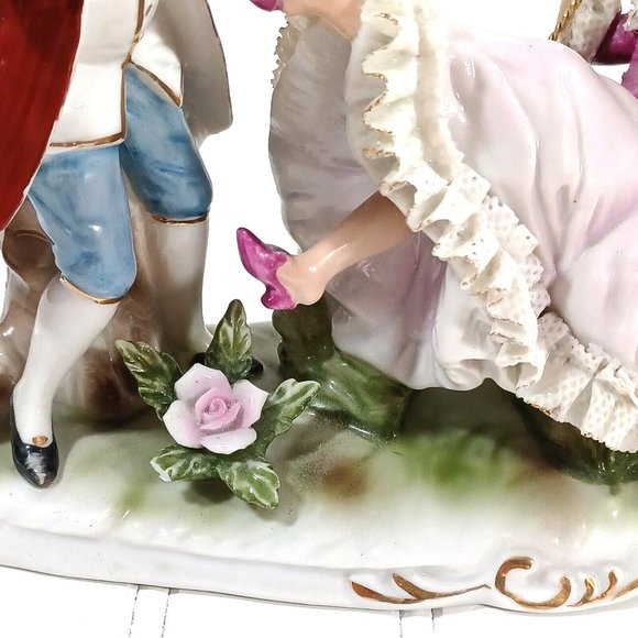 Romantic Dresden Lace Figurine Sculpture Man Woman Tree Swing Capodimonte - Picture 16 of 16